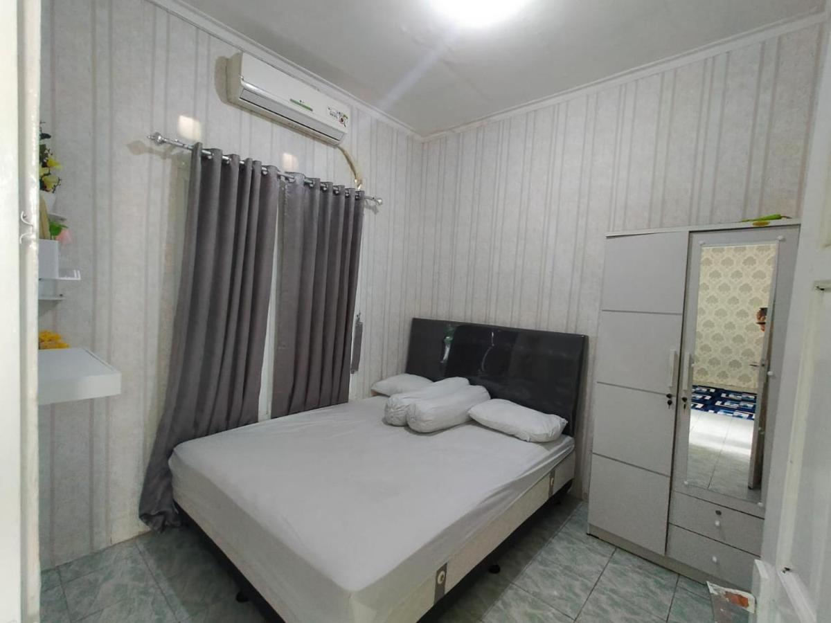 Shifana Homestay Syariah Yogyakarta Eksteriør billede